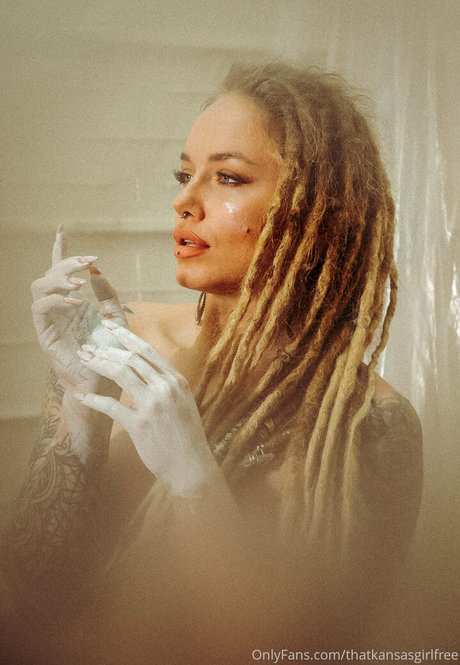 thatkansasgirlfree actress photos