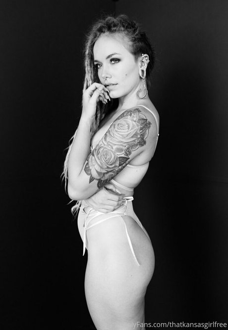 thatkansasgirlfree free model pics