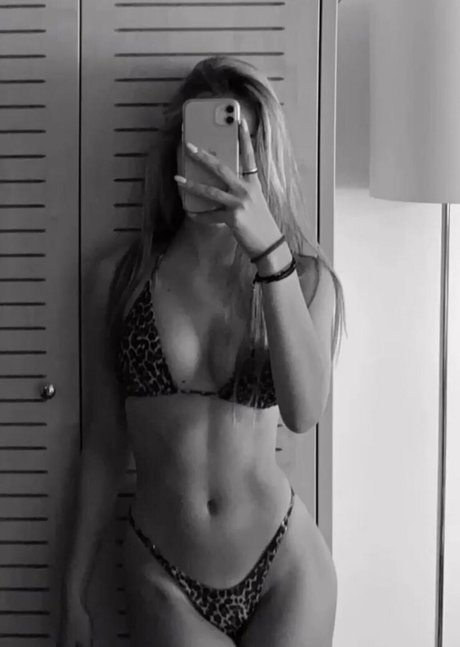 Arthemis Cuibari star exclusive images