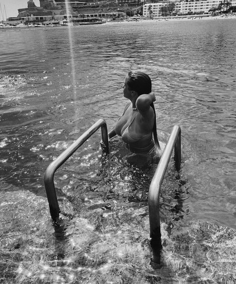 Julia Gomez beautiful pornstar pictures