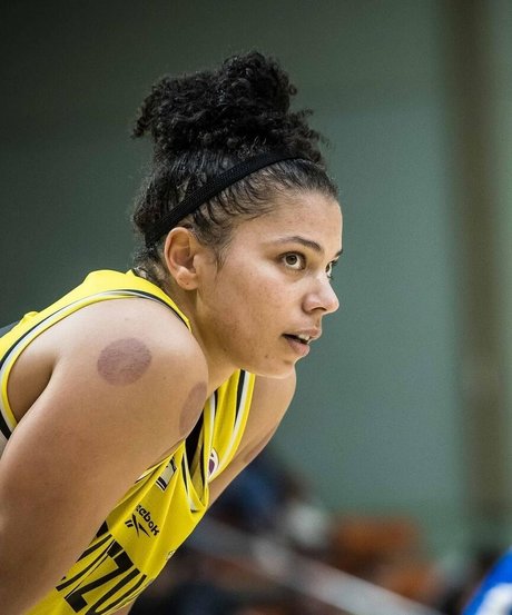 Alysha Clark Profile pic