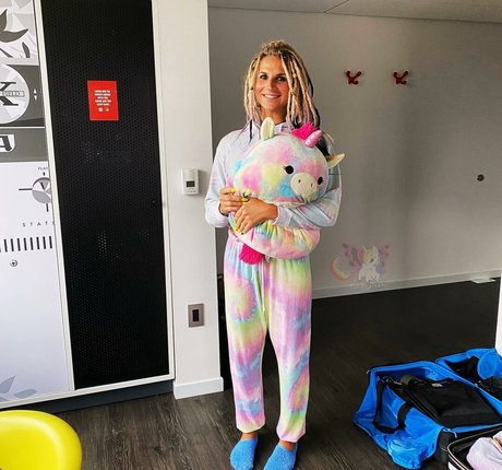 Hottrayne free pornstar image