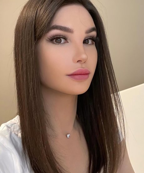 Sweet Lady Cola star high quality galleries