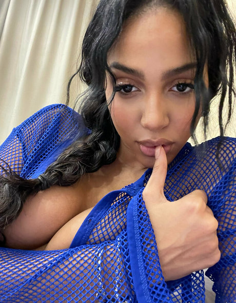 Alisha Kone free star images