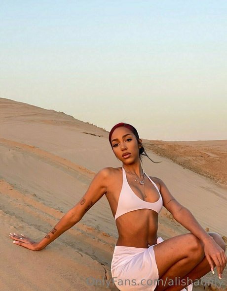 Alisha Kone nudes model pic