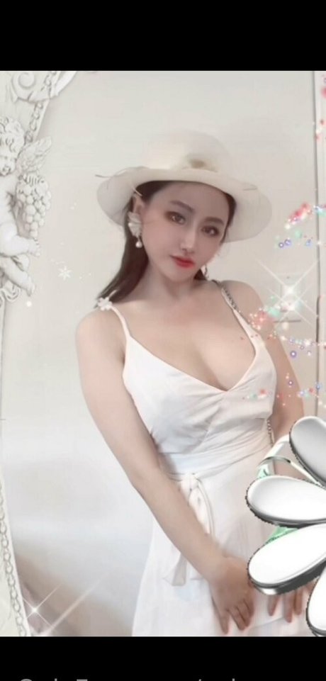 asiansora nude pornstar picture