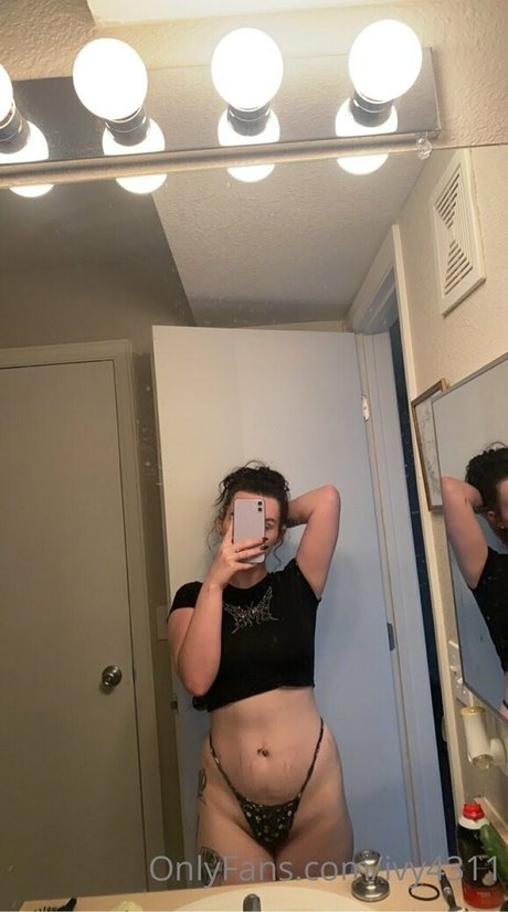 ivy4311 free star img