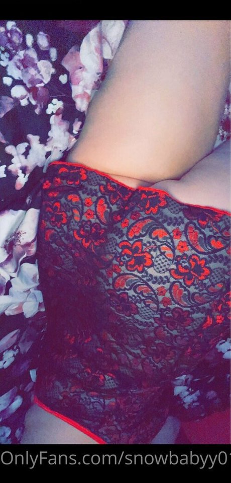 sweethingforlife001 porn actress photo