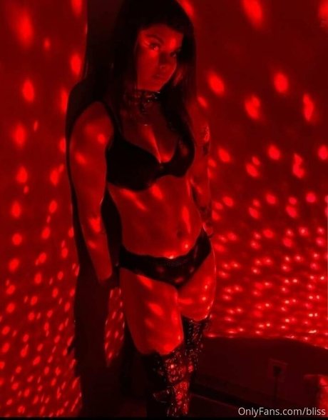 cagegirl15 star art image