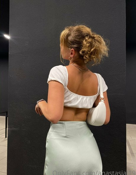 hairy armpits onlyfans hot porn pic