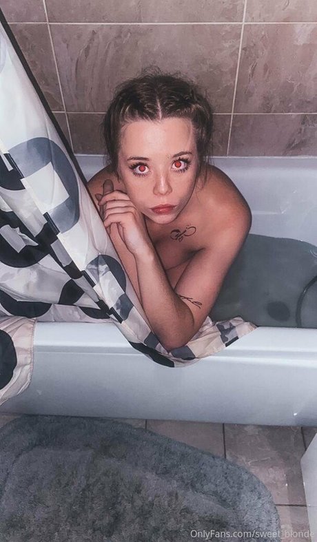 hot blonda hd actress picture