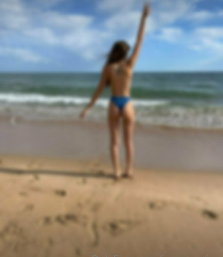 izemmaniaa model art img