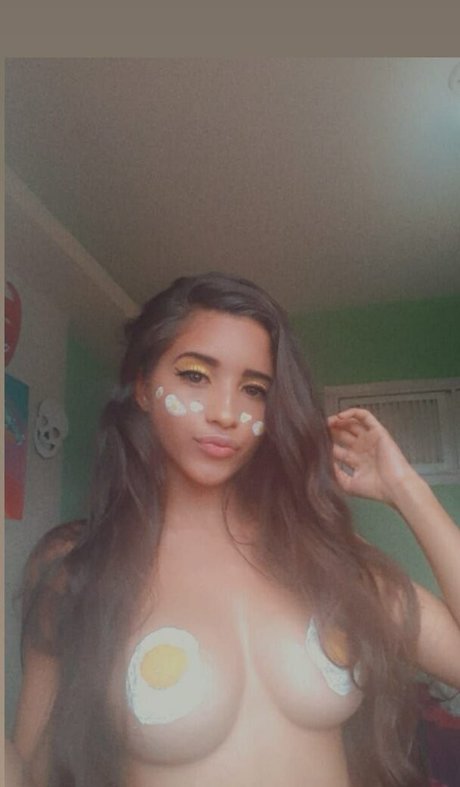 Lari Cogumelos erotic pornstar archive