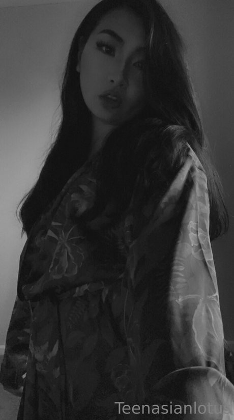 tomokorenfree model pic