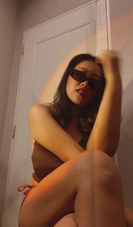 Aoy Chitchanok nude model images