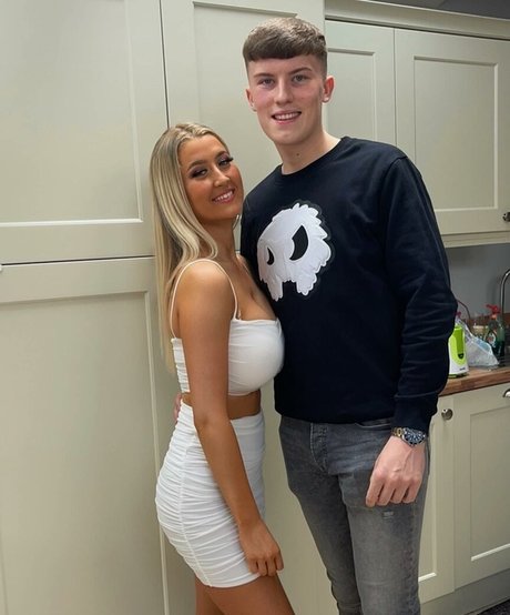 Laura Brophy star adult images