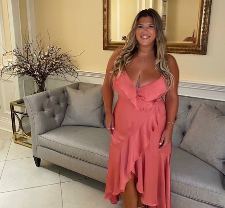 vespervoss model nude pictures