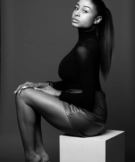 AlessiaSays top star pics