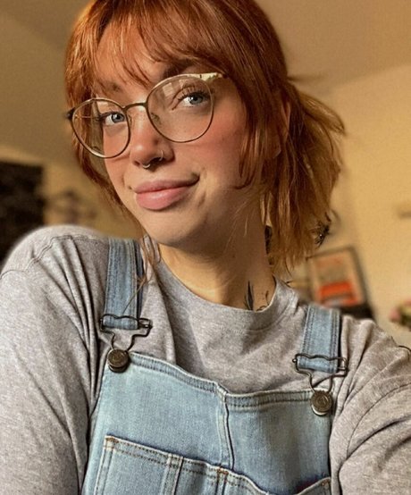 molly p a penny top actress photo