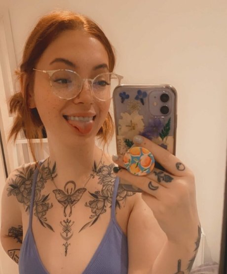 molly p a penny model naked pic