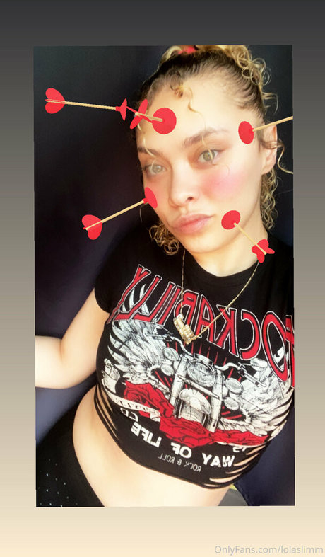 lolaslimm hot actress pic