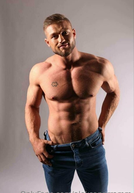 hanging tits onlyfans free naked photos