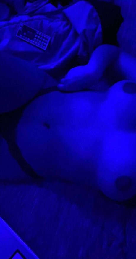 Thekaymaster nude model image