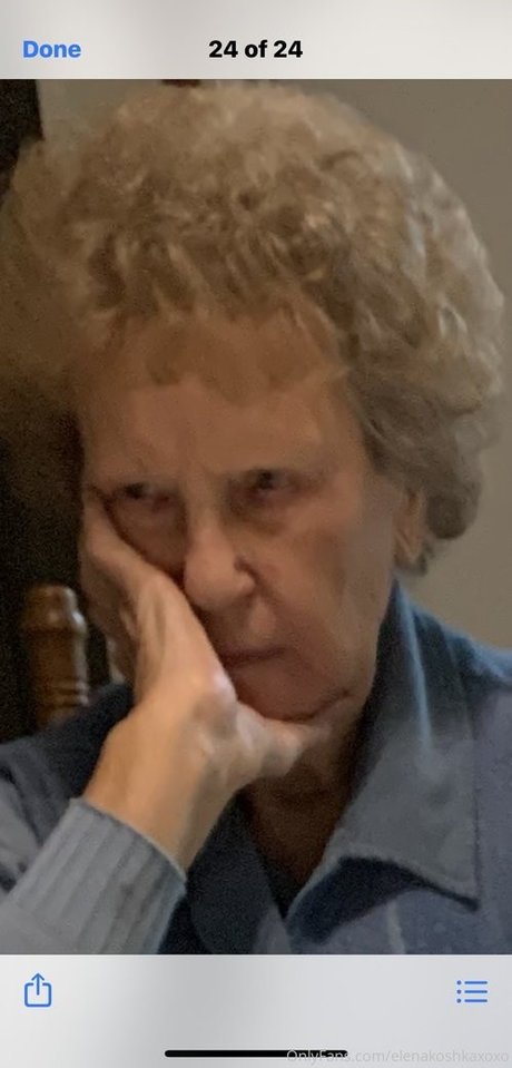 Elenakoshkaxoxo Profile pic