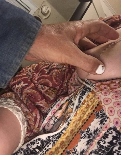 Elenakoshkaxoxo hot actress gallery