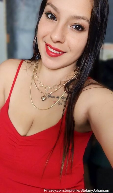 StefanyJohansen model naked photo