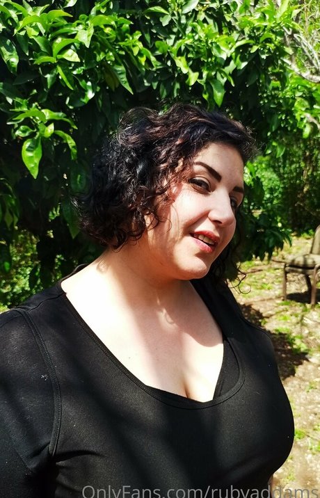 tattooed shemale onlyfans free naked images