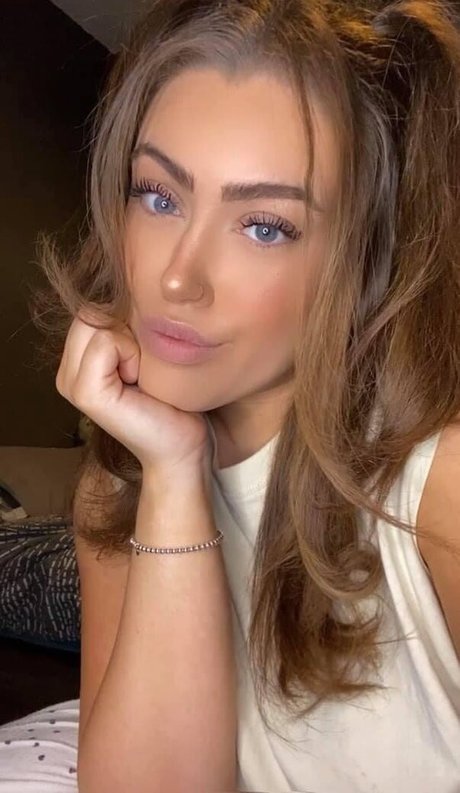 Shannon Wright porn actress pic