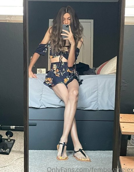 laneandangie model naked img