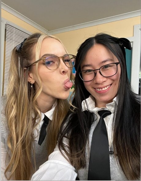 Fasffy Mega Dump star top pictures