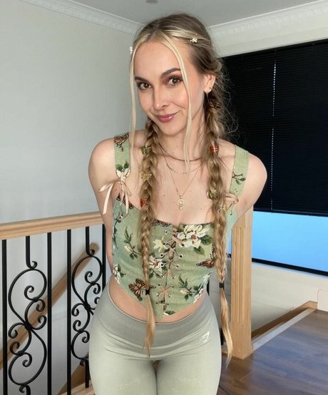 Fasffy Mega Dump hot actress pictures