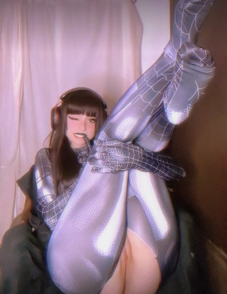 Agathadomenok pretty model img