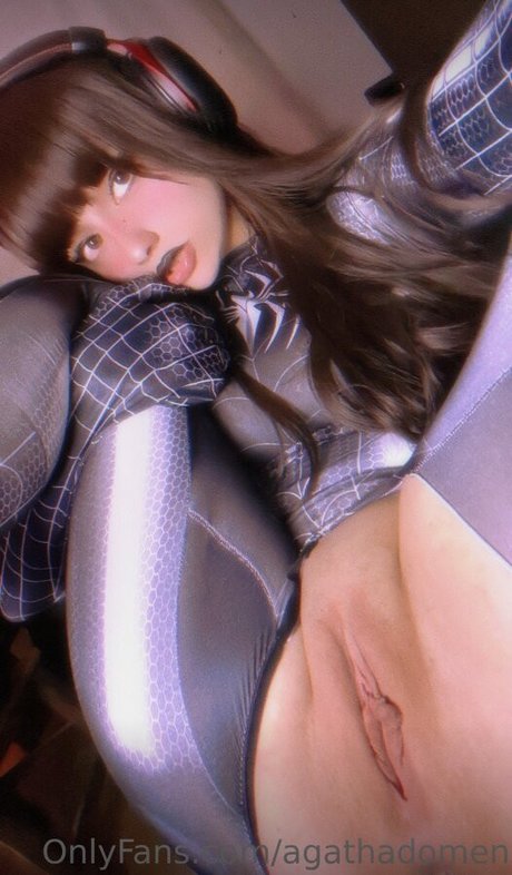 Agathadomenok hd pornstar gallery