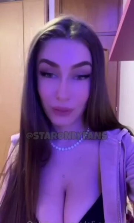 Elisa Esposito hot star pics