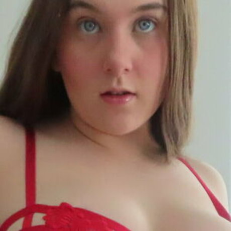 thehappychemical2 model pretty pictures