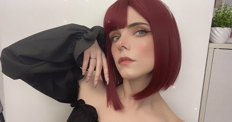 Grashie sex model gallery