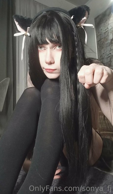 sonya fj perfect model picture