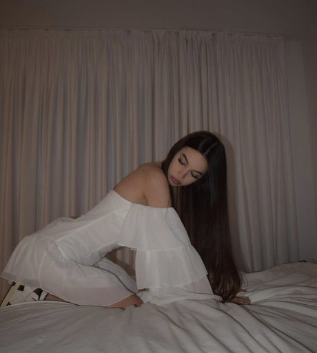 xjxulia hot pornstar photo