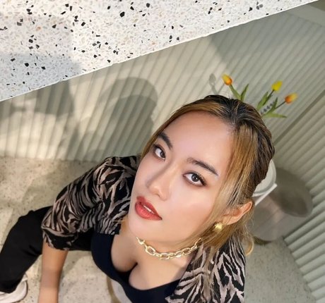 Asiandollkiki model top image