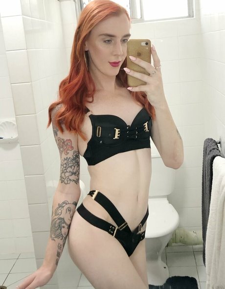 miss laurii model perfect pic