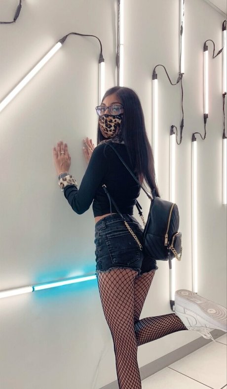 small dick onlyfans porno img