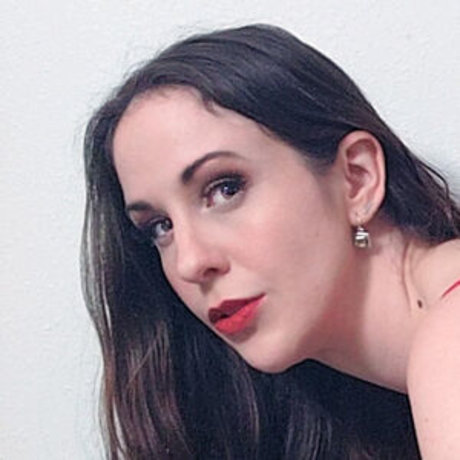 Amiee Cambridge adult model picture