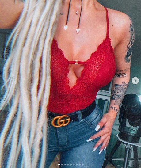 Victoria Macan nudes actress pics