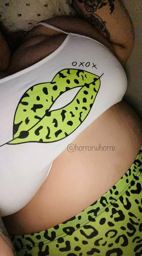 horrorwhorre Profile pic