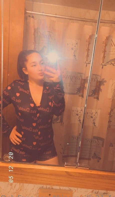 thiccvanilla21 free star erotic photo