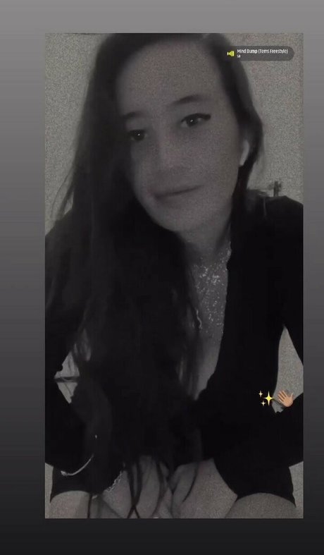 lyn ahayz star nudes galleries